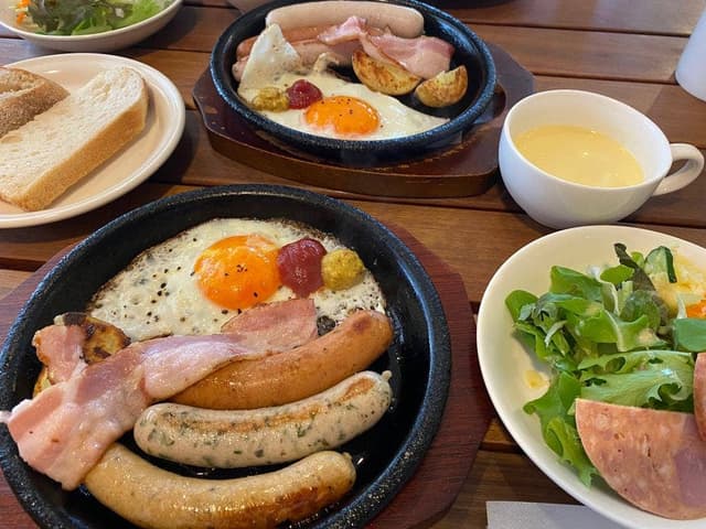 パパ・ド・ウルス 丘の上食堂 - サブ画像1