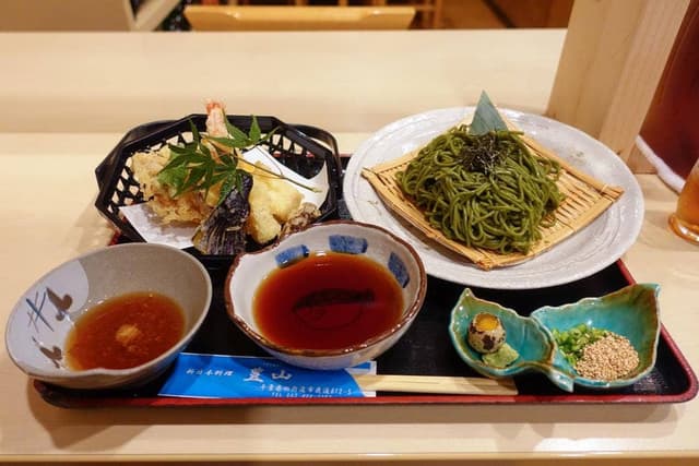 新日本料理 豊山 - サブ画像1