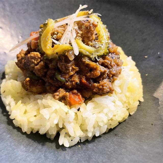 カレーのアキンボ - サブ画像2