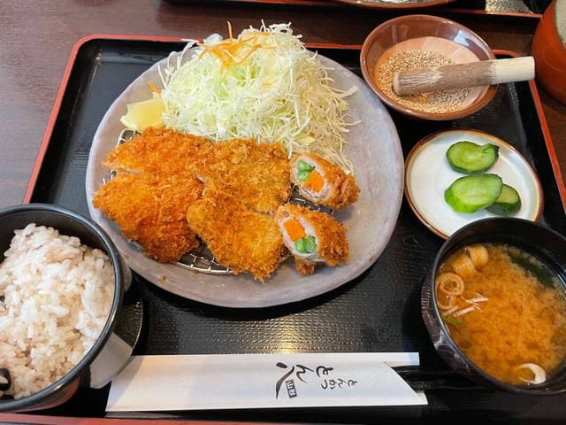 とん八 成沢店 - サブ画像1