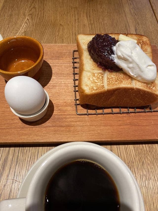 天然酵母の食パン専門店 つばめパン＆MILK 神の倉店 - サブ画像1
