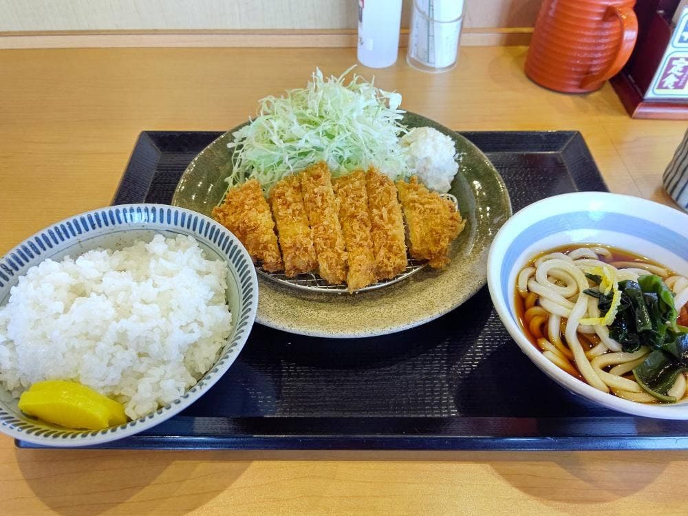 とんかつ かつたに 一宮尾西店