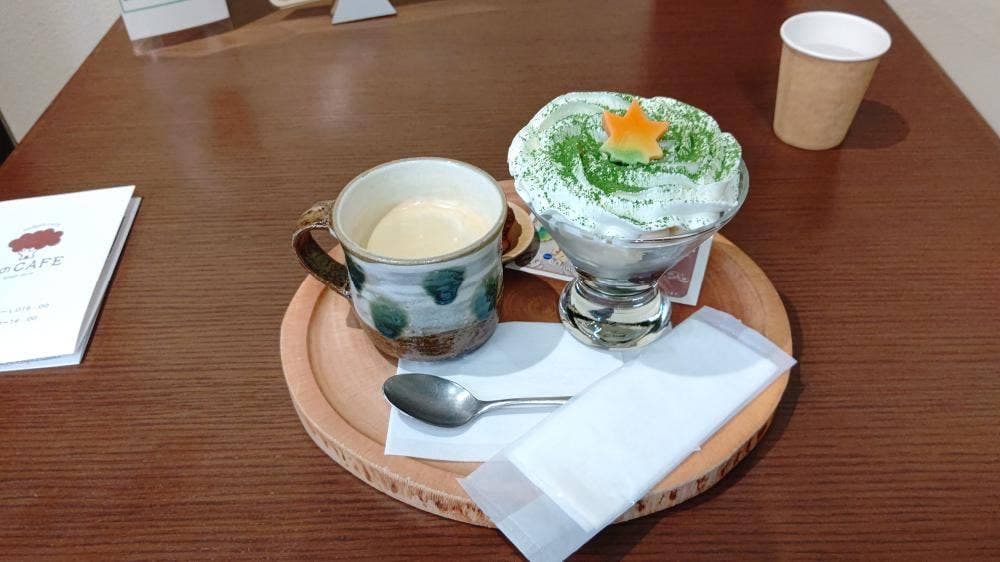杜のカフェ