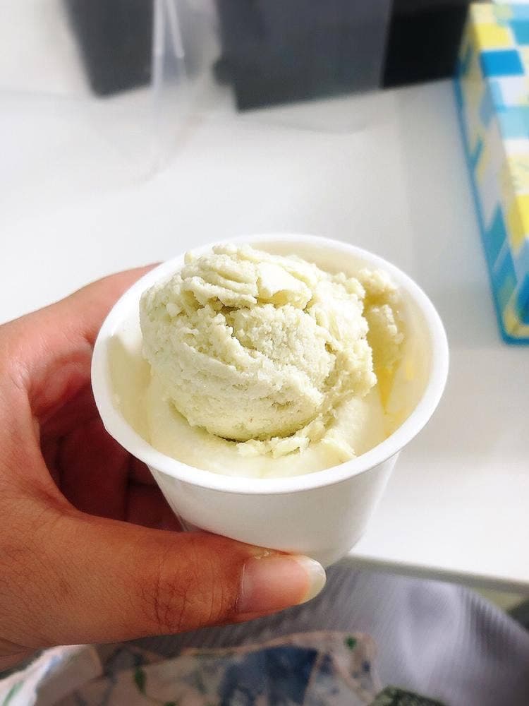 島のアイスクリーム屋『トリトン』