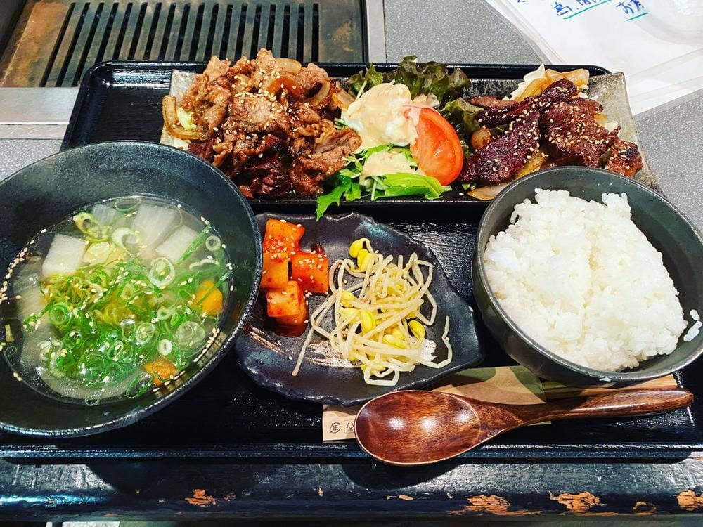 肉問屋 梅田本店