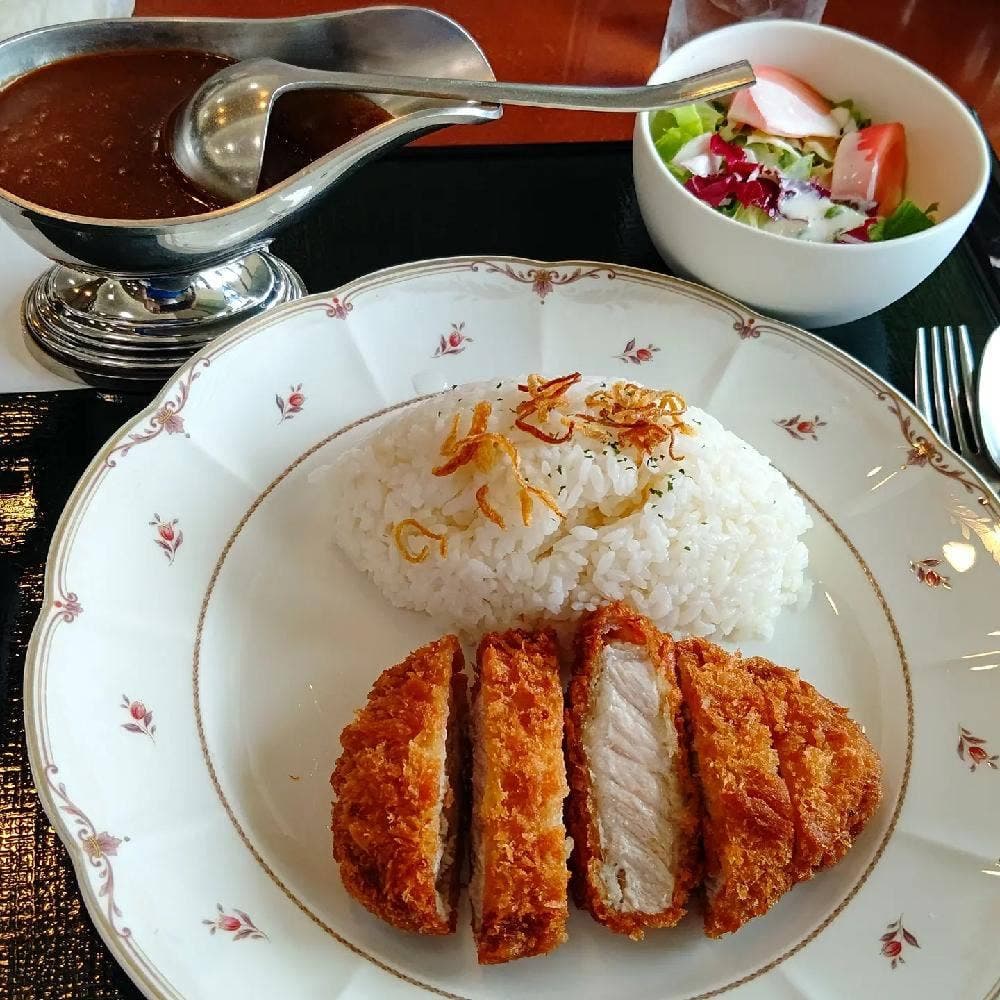 内原カントリー倶楽部 レストラン
