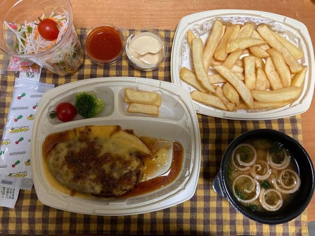 びっくりドンキー 松戸店 - サブ画像3