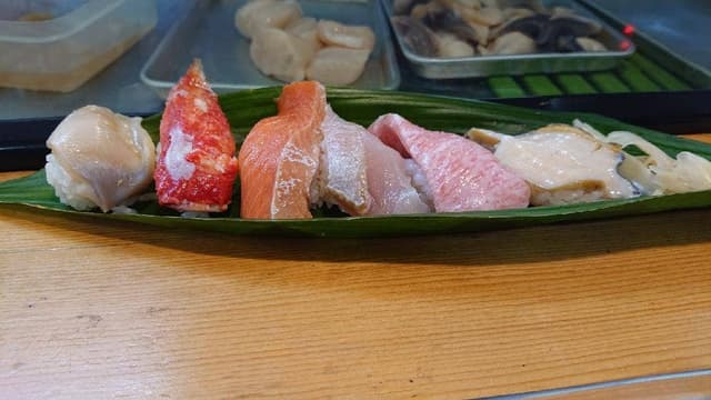 すし旬の味 絹 - サブ画像2