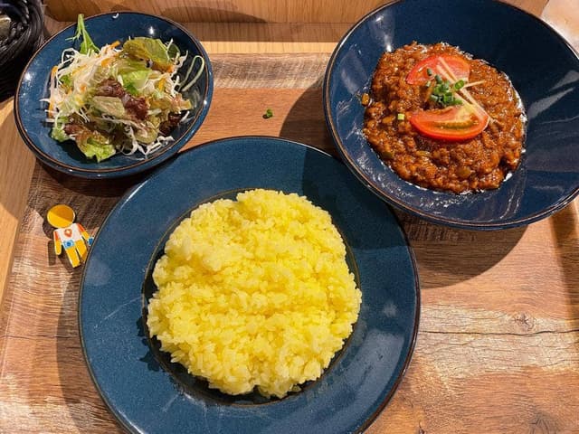 E→F CURRY 富士店 - サブ画像3