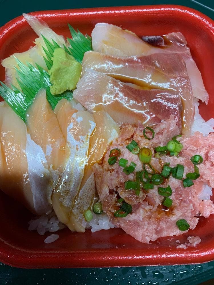丼丸ぐっさん 塚原店