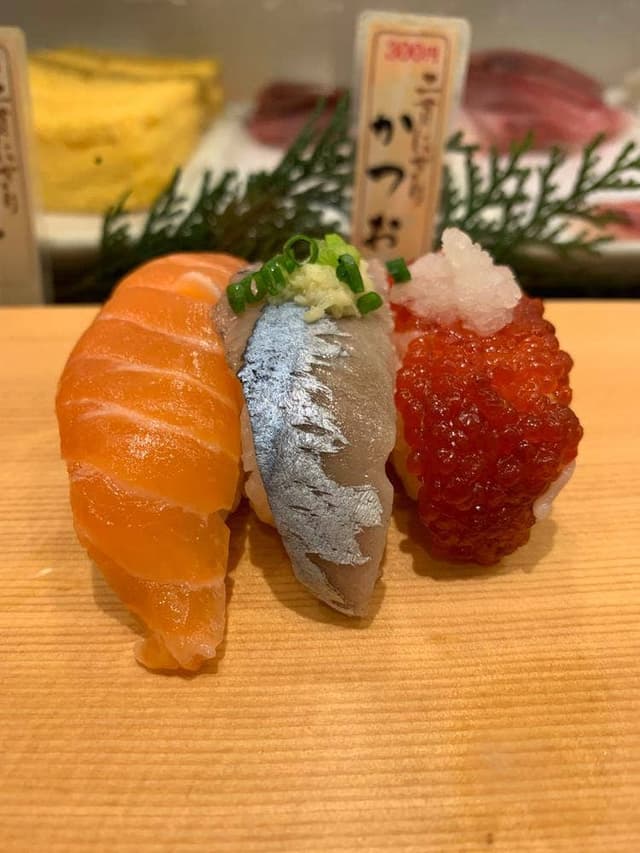 立喰い寿司 魚がし日本一 ポルタ神楽坂店 - サブ画像2