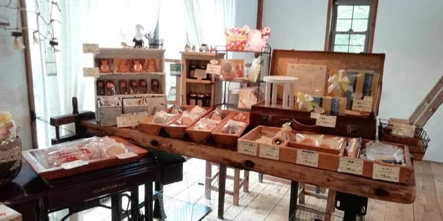 ケーキ工房 菓子の実 - サブ画像3