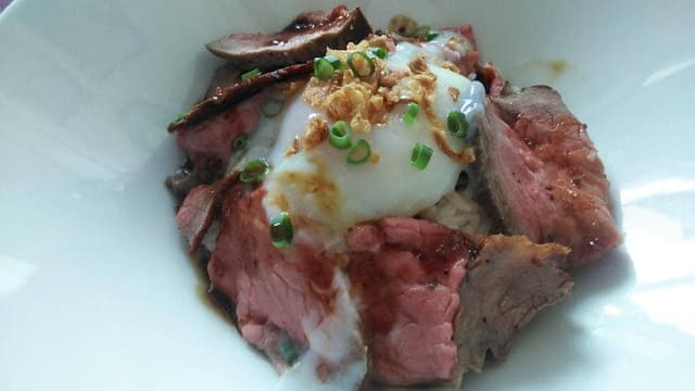 ビストロ イヴローニュ - サブ画像1