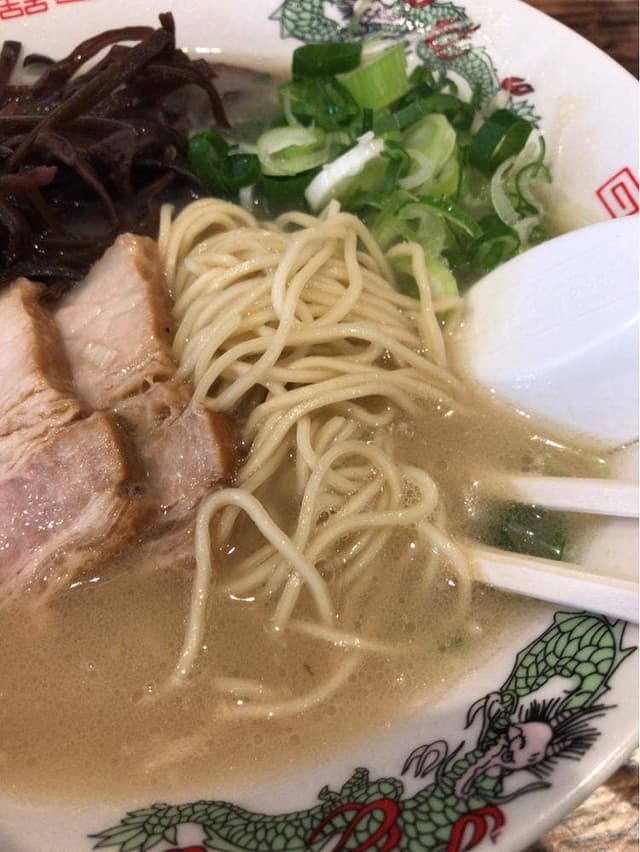 麺酒場 しんちゃん食堂 - サブ画像1