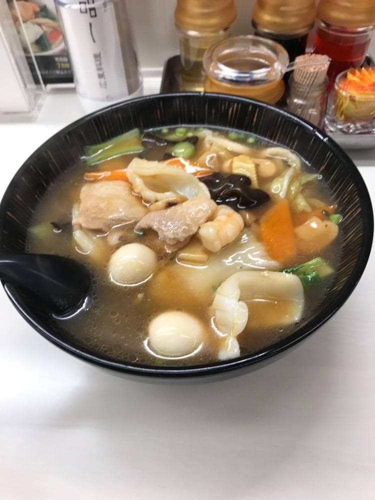 一品閣刀削麺館