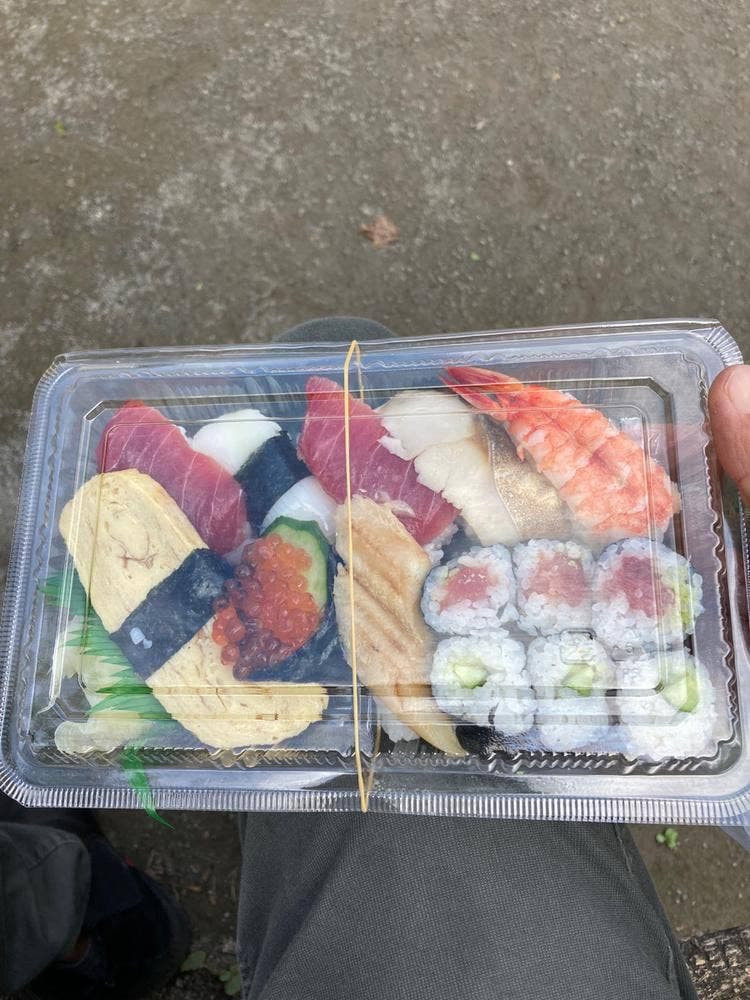 すし金 湘南店