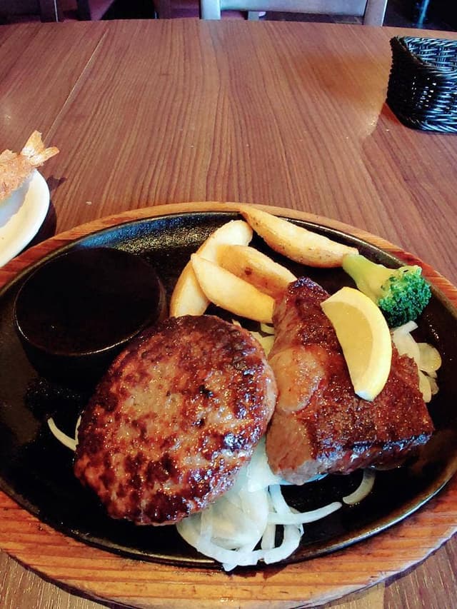 ステーキのあさくま 柳津店 - サブ画像1