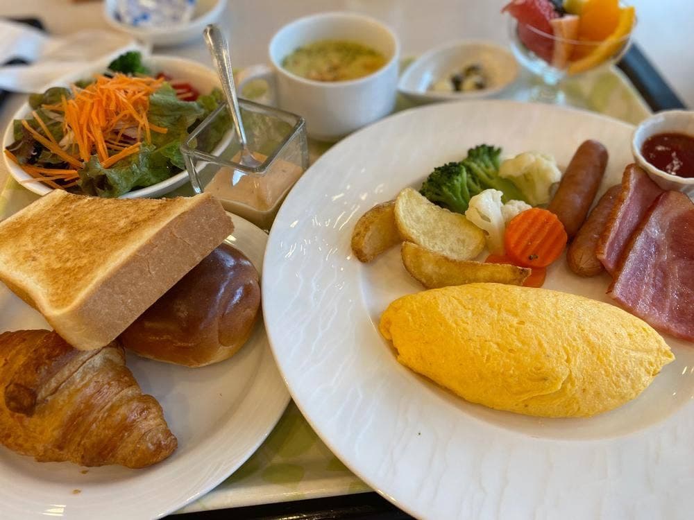 アゼリア レストラン アゼリア 都ホテル