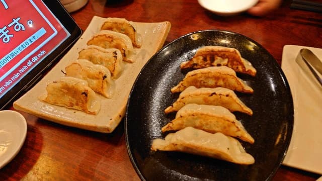餃子の安亭 新宿思い出横丁店 - サブ画像3