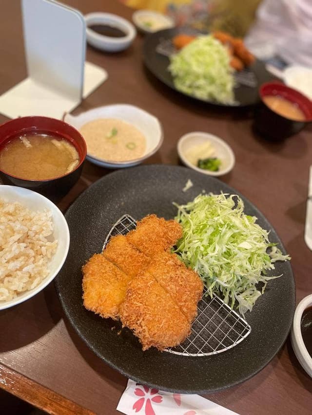 薩摩茶美豚 とんかつ 八尾 花 リノアス店 - サブ画像3
