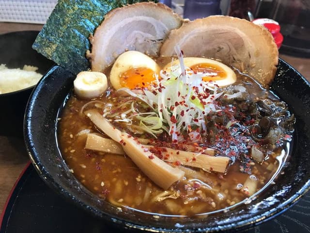 旭川鷹栖ラーメン 鷹の爪 南郷店 - サブ画像3