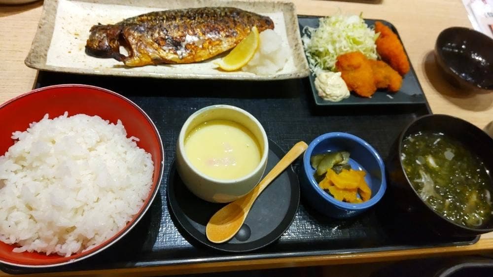 すし屋 銀蔵 新宿フロントタワー店