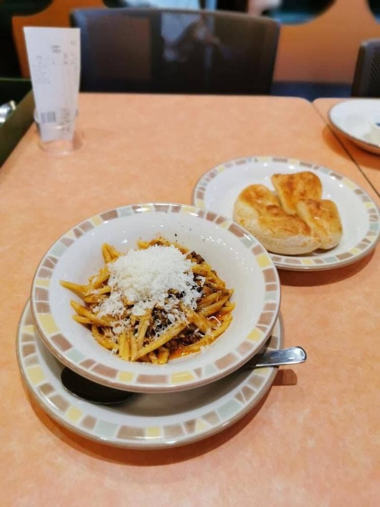 サイゼリヤ モラージュ佐賀店