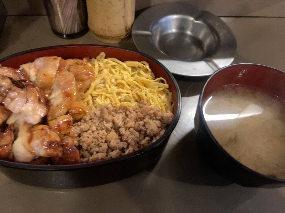 鳥焼ゆう太