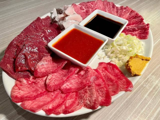 ホルモン焼肉 8 - サブ画像1