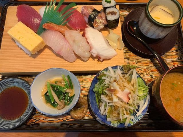 寿司割烹豊 - サブ画像1