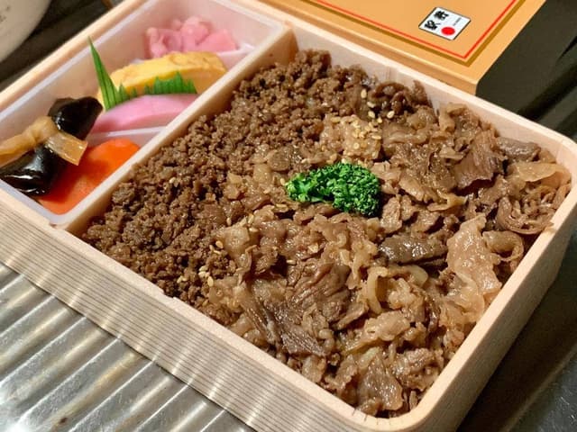 山形駅山形新幹線ホーム売店 - サブ画像1
