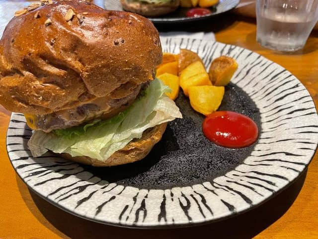 日本酒バル 7373 本八幡店 - サブ画像2