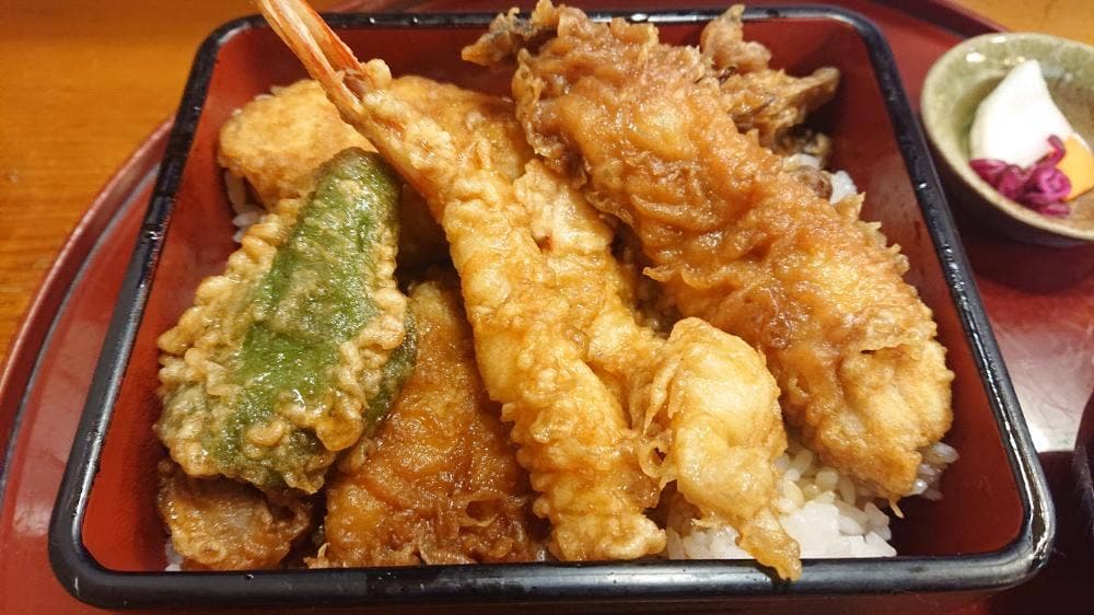 天山