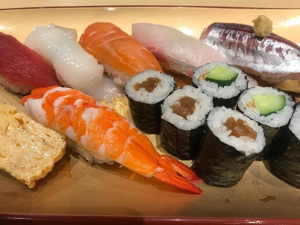 江戸前廻鮮 すし華亭 自治医大店