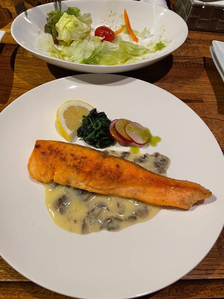 ダイニング&ワインバー ボッテ