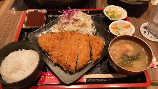 我那覇豚肉店 カフーナ旭橋 - サブ画像1