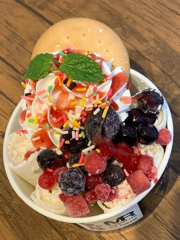 マンハッタンロールアイスクリーム 立誠ガーデンヒューリック京都店