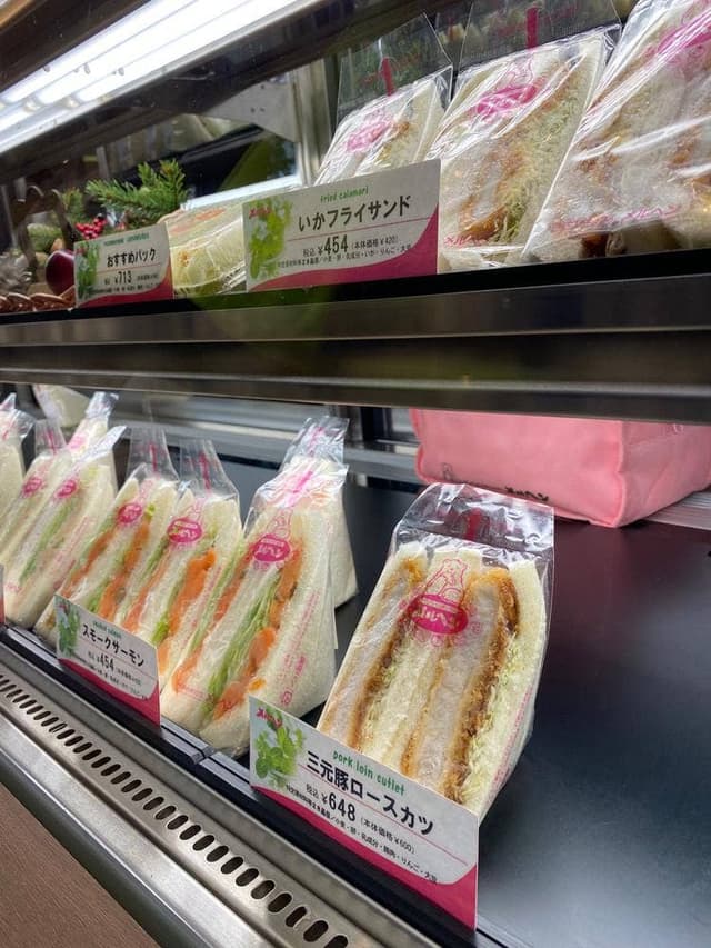 メルヘン三越銀座店 - サブ画像3