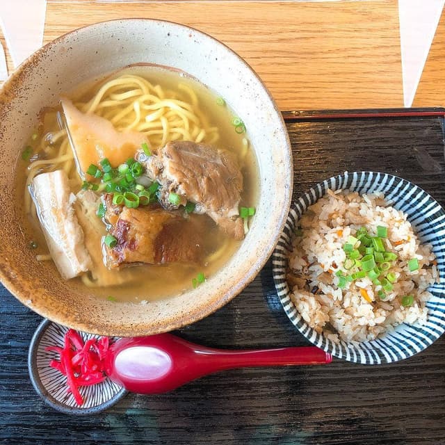 沖縄・宮古そば食堂 どぅーぐりぃ - サブ画像1