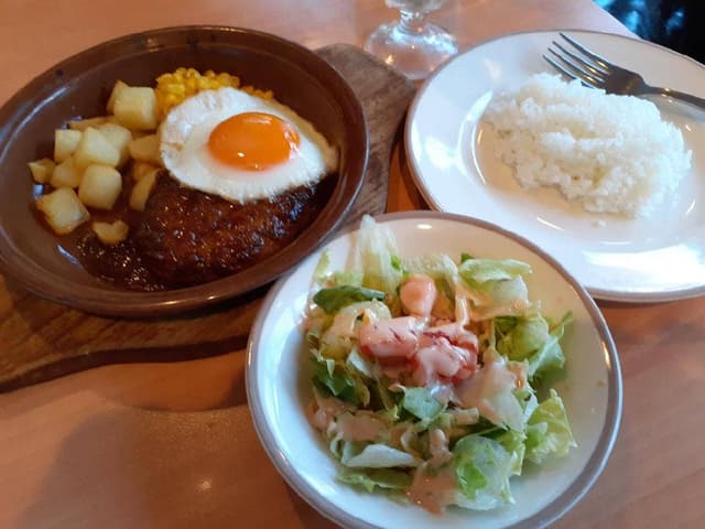 サイゼリヤ 池袋芸術劇場前店 - サブ画像1
