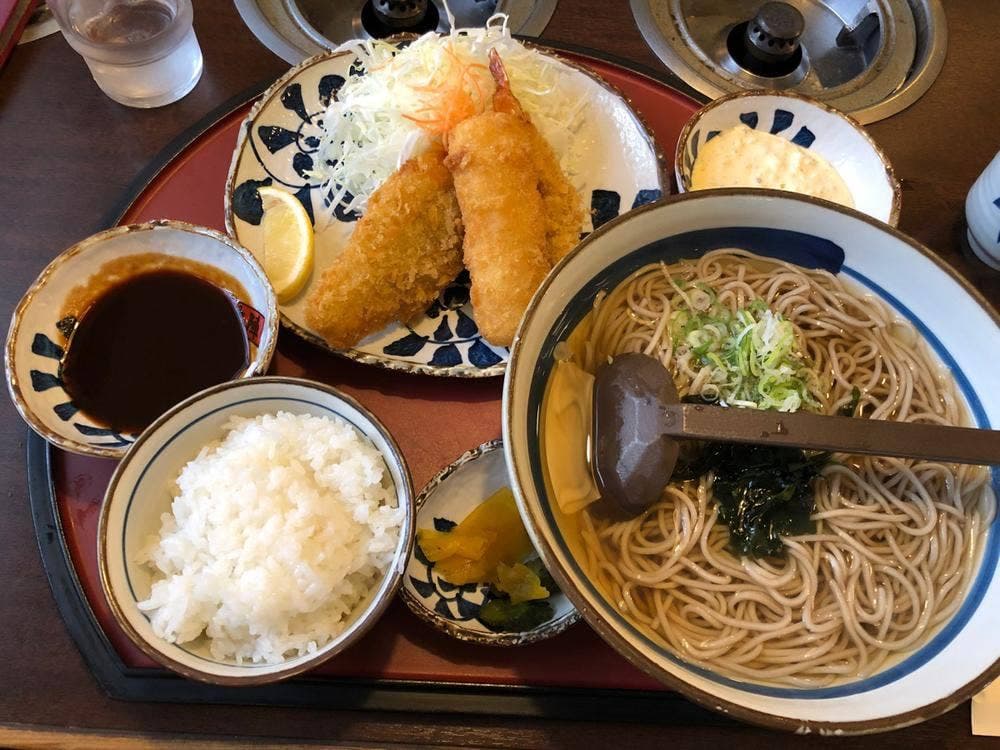 めん房 本陣 野々市店