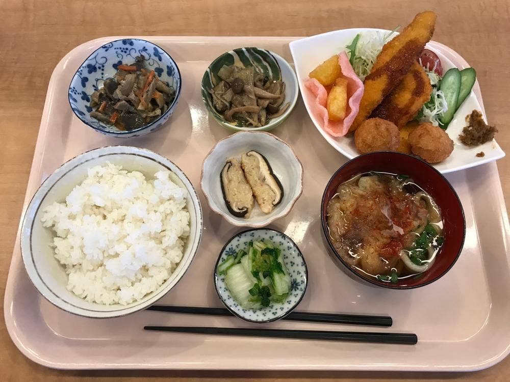 白粉屋