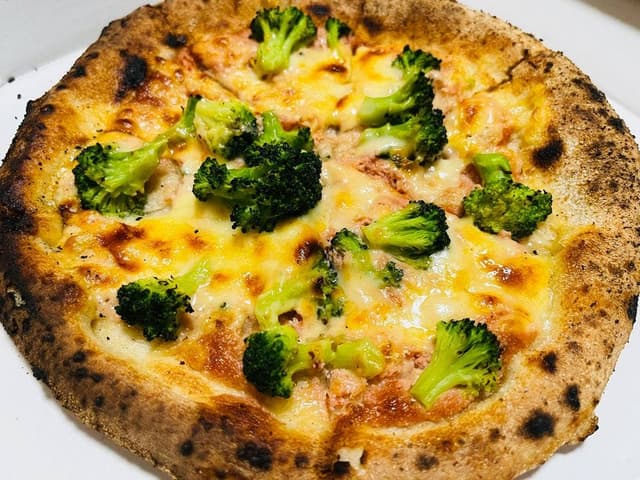 PIZZAREVO - サブ画像1