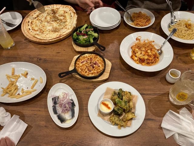 オリーブの丘 総和十間道路店 - サブ画像1