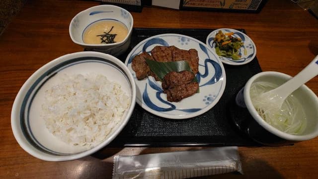 牛たんとろろ麦めし ねぎし 池袋東口店 - サブ画像3
