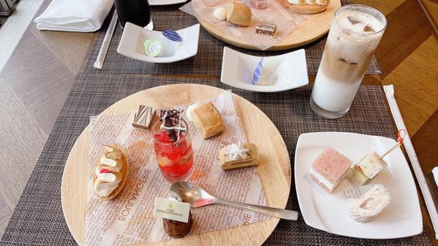 クラブインターコンチネンタル ラウンジ ANA インターコンチネンタル万座 - サブ画像1