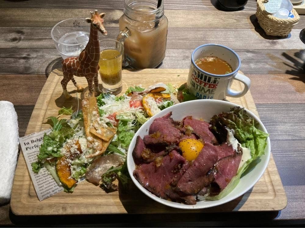 カフェダイニング safari