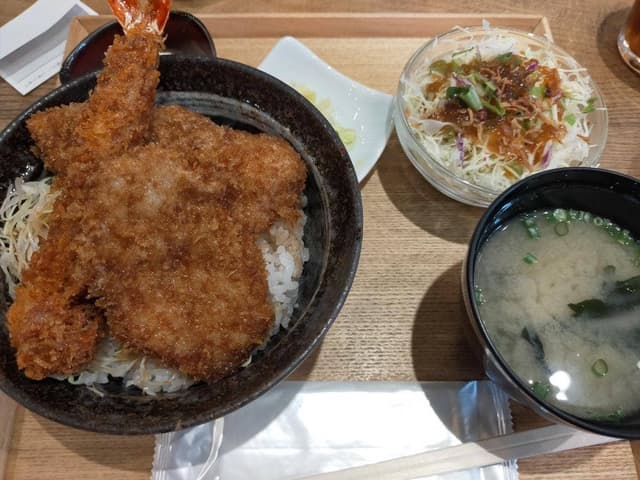 新潟カツ丼 タレカツ 高田馬場店 - サブ画像3