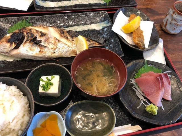 めしや 大磯港 - サブ画像3