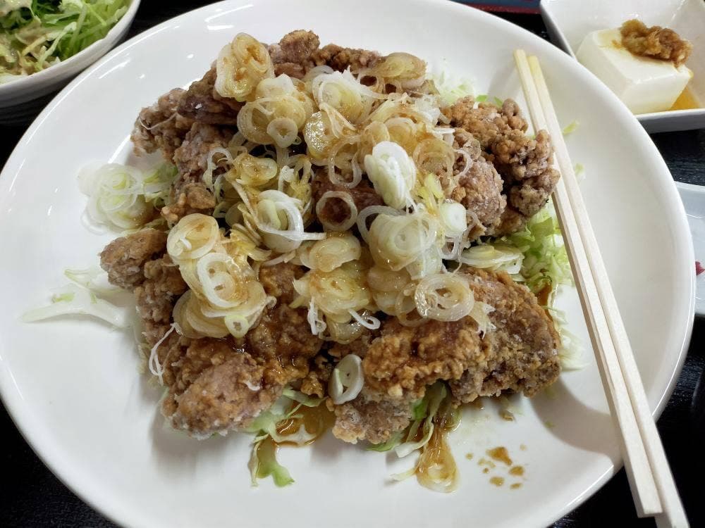 丼なもんや